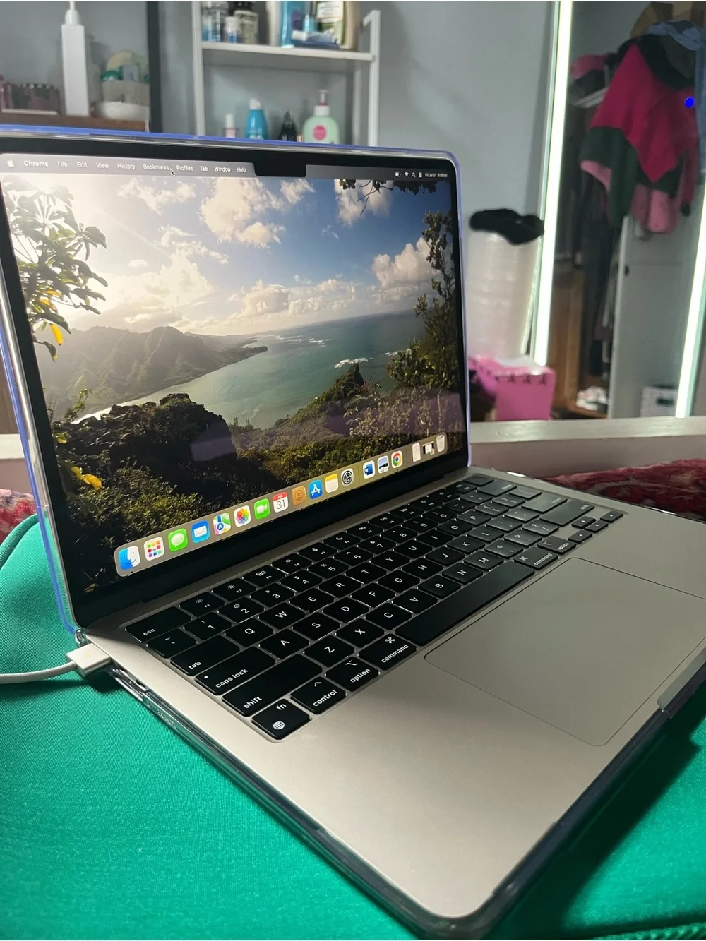 Apple 13 inch MacBook Pro Silver with Black Keyboard